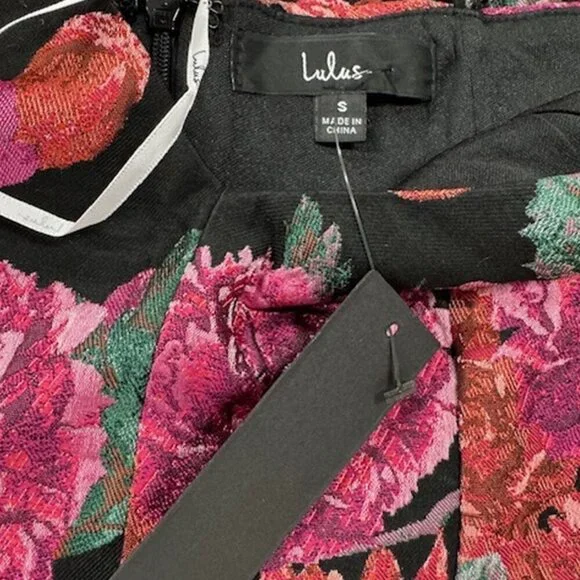 NWT Lulus Bewitching Blooms Black Floral Jacquard Mini Dress with Pockets​ - Picture 7 of 9